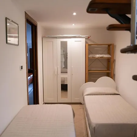 Old Town With Sea View Private Rooftop Apartamento